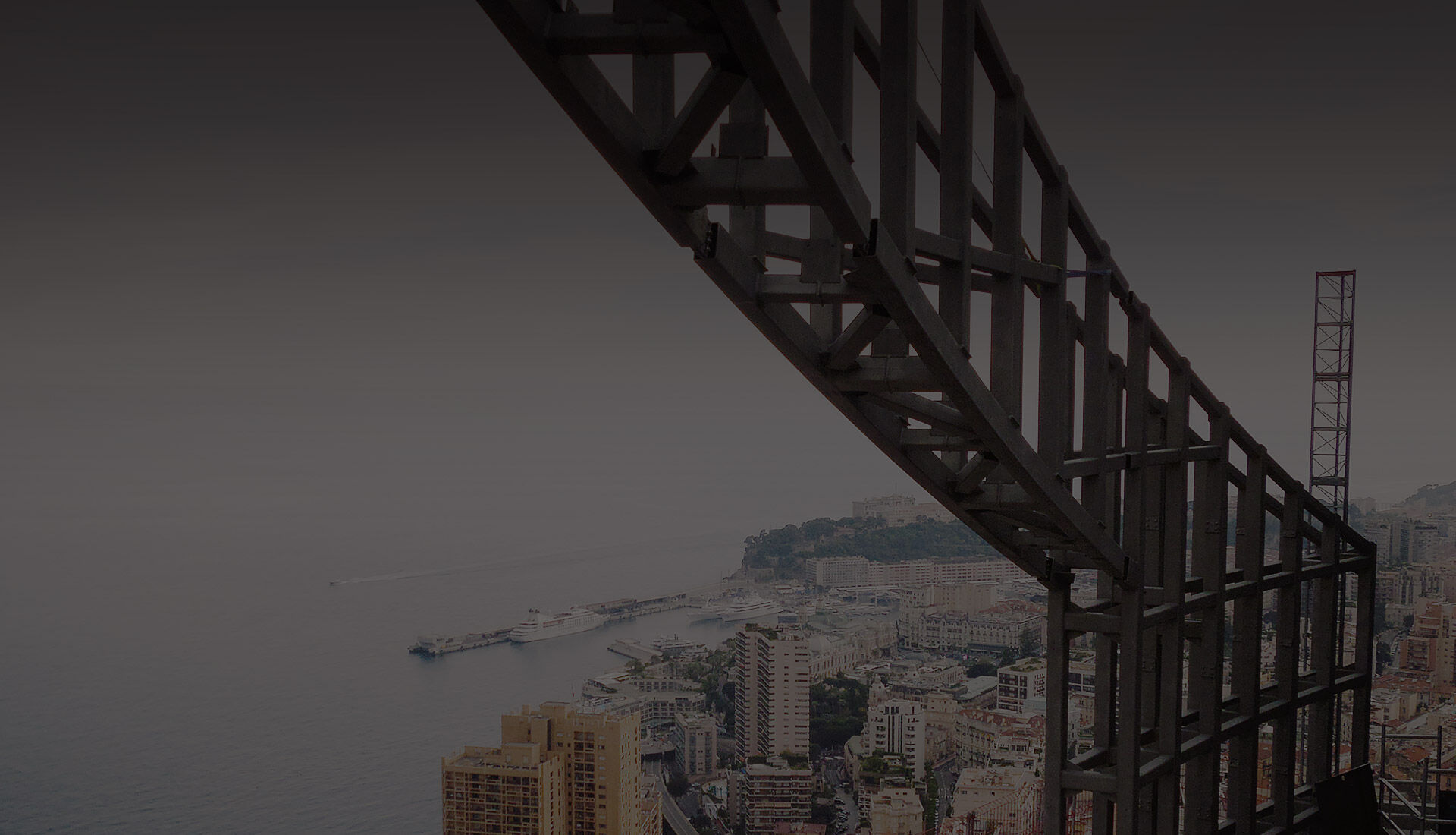 Costruzioni<br> <span>metalliche</span> <br>su misura